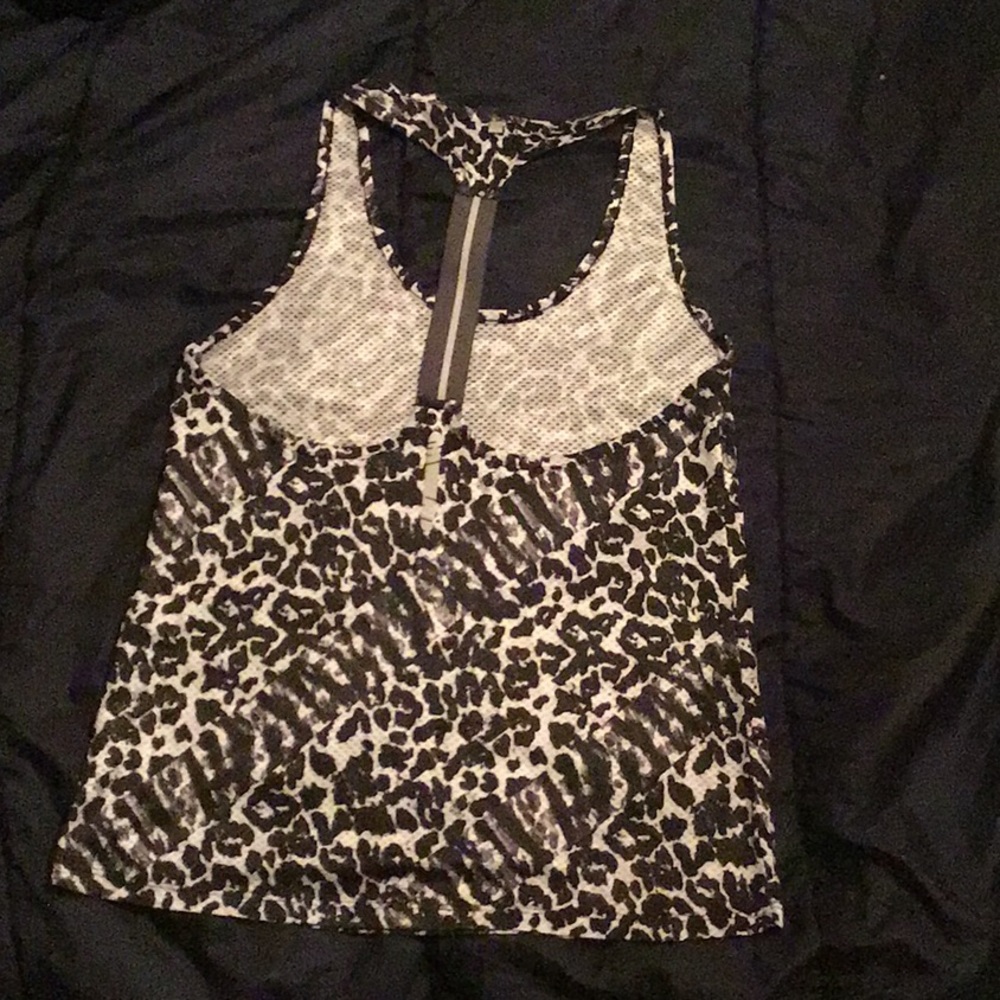 Top - Picture 2 of 2